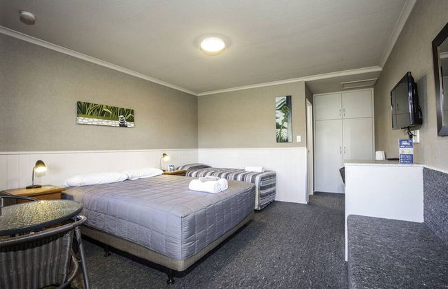 Te Anau Top 10 Holiday Park - Photo 29