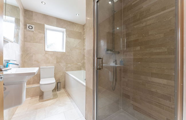 Spacious 3 Bedroom House in Edgbaston With Parking - Photo 5