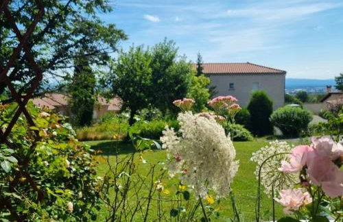 Gîte de charme avec jardin et terrasse privative à Montbrison - FR-1-496-329 - Foto 17