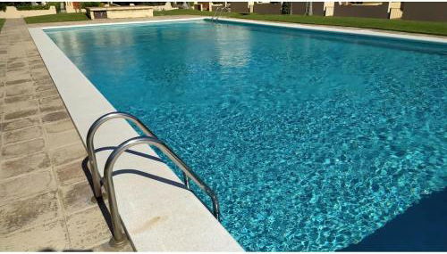 Casa pareada con piscina en la Costa Dorada - Foto 2