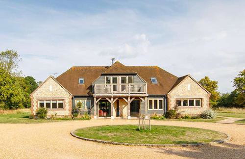 Secluded Barn Style Home With hot tub - Sleeps 12 - Foto 2