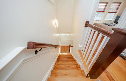 383 - 3BR Quincy - Chic House near Adams Park - Foto 53