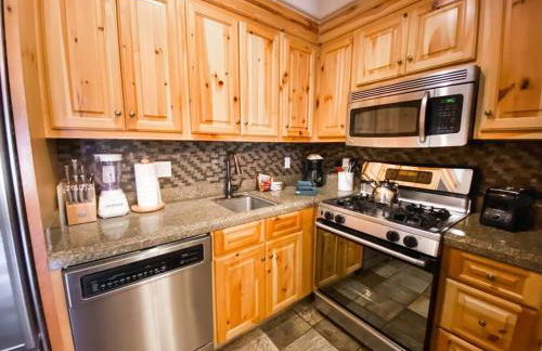 2 BR Condominium - Luxury Skiin and out (rare to find) - Foto 39