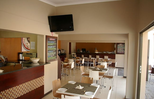 All Suite on 14th - Photo 22