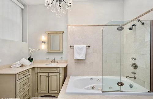 Spectacular Gilded Age 6 Bedroom Gold Coast Mansion with Deck - Foto 37