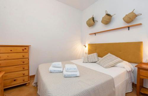 21 Sleeps Private Pool Villa & BBQ Near Barcelona - Foto 33