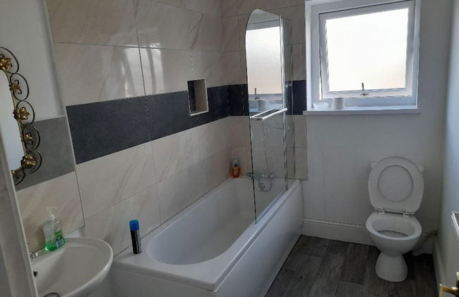 2-bed Apartment Near Beaches & Attractions Petsok - Photo 11