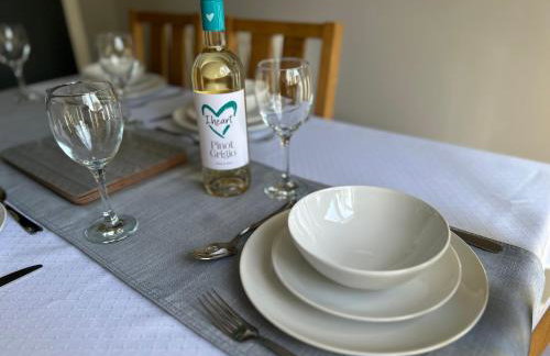 Dovefield House - Modern 3 Bed Home from Home - Alton Towers, Uttoxeter Races - Foto 12