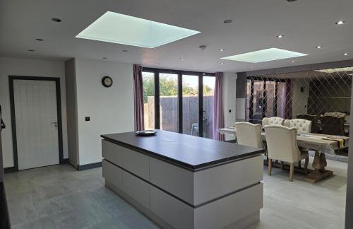 3 bedrooms - for families and contractors - lovely home - Foto 2