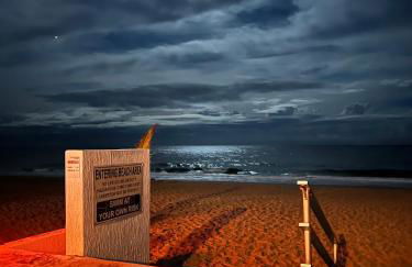 Oceanview on SAND located in Ocean Manor Resort Fort Lauderdale Beach 2 bed 2 bath spacious corner unit partial ocean view - Foto 1
