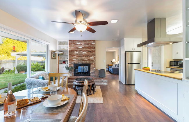 East Valley Manor by Avantstay Minutes to the Beach - Foto 2