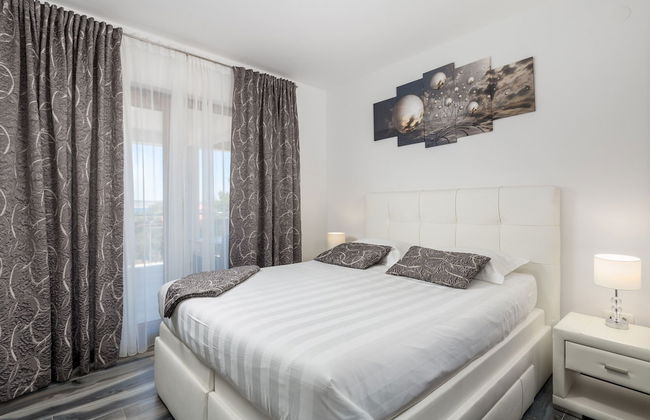 Villa Grandioza - Foto 1