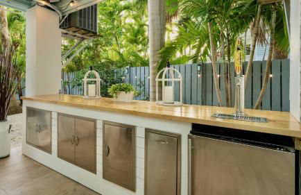 Baypoint Oasis by Last Key Realty - Photo 7