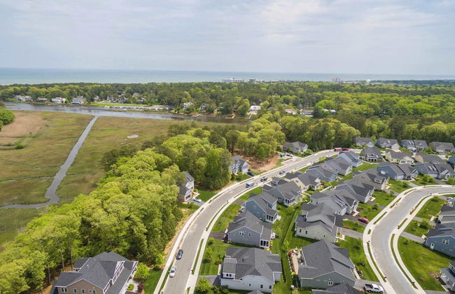 Grande at Canal Pointe A Coastal Getaway - Foto 35