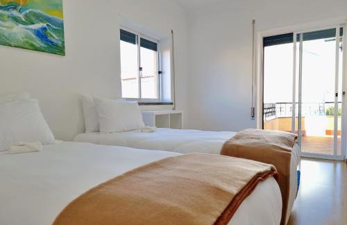 MBird Rosário Family House with Private Jacuzzi - Foto 58