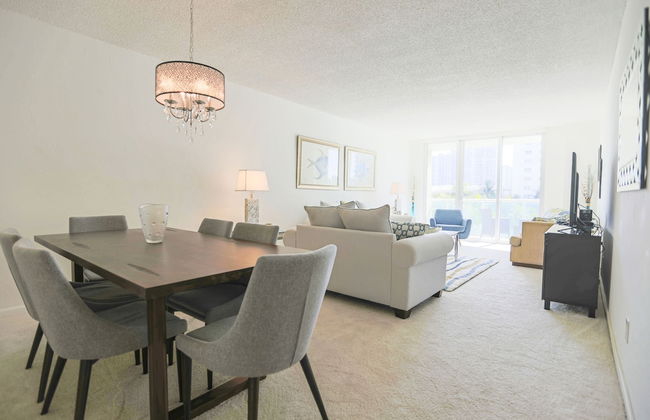 Ocean Reserve Luxury Condos Across from Sunny Isles Beach - Foto 57