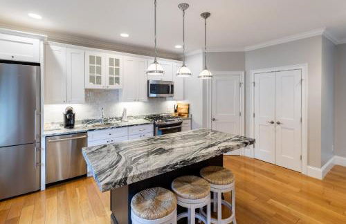 The Newport Lofts - 611 Thames Street - Foto 1