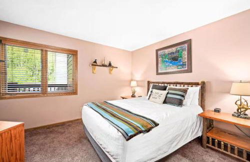 North Shore Vista Views Ski in Ski out Hot Tub - Foto 3