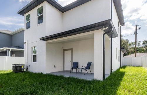 Tampa 3BR Near Zoo & Cruise Port - Sleeps 8 - Foto 5