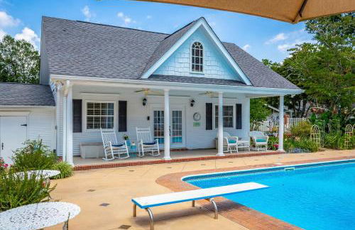 Heart of Historic Chickamauga! Chic Studio with Pool - Foto 19