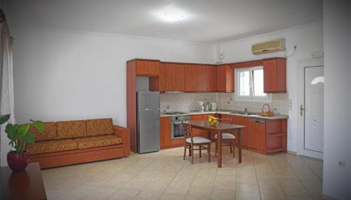 Loukas Apartments - Photo 5