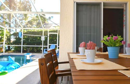 Disney World Getaway: 4 Br - Sunroof - BBQ Bliss - Foto 11