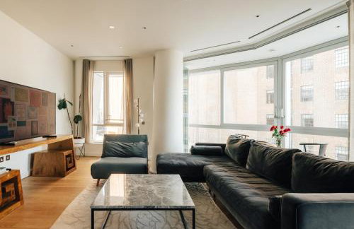 LUXURY 3 Bed 3 Bath Apartment in Central London - Photo 1