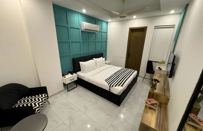 Peak Tower - Photo 8