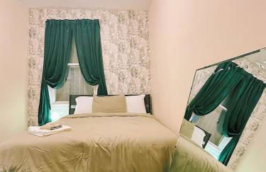 3 bdrm stay! Trippy King Suite by Dwtwn Nwk - Foto 53