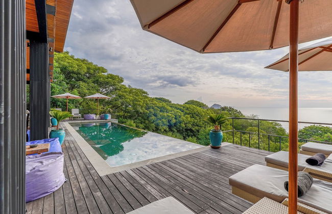 Paradise Garage Komodo Villa - Foto 16