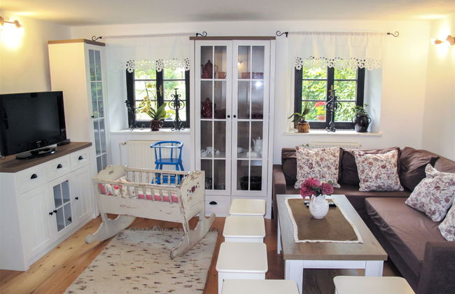 5 bedroom House in Benešov nad Černou with private pool and garden - Photo 23