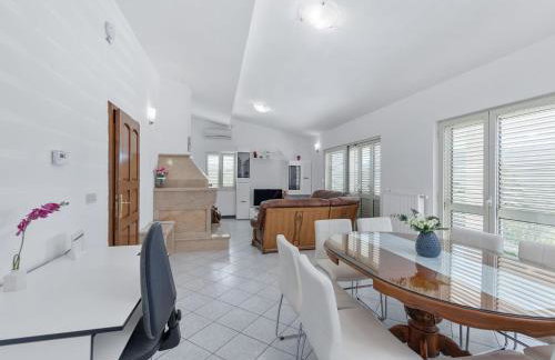 Holiday Home Anwesen Villa Almas- Sauna- Fitnessraum- Multisport by Interhome - Foto 20