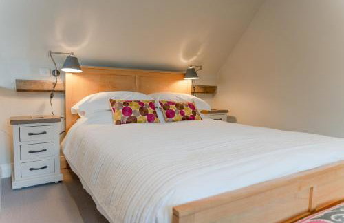 Corner Cottage - Photo 17