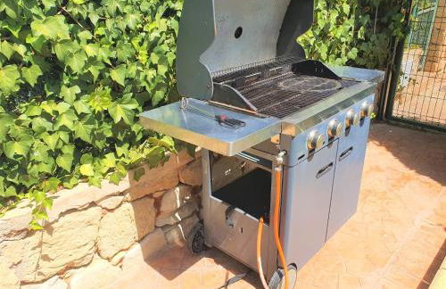 Apartamento con hermoso jardín y AC - Foto 8