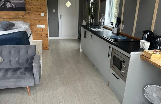 Large Glamping Hut - Riverview 13 - Photo 3