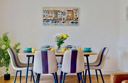 Weldon Road - Townhouse Overlooking the Park with Parking - Foto 32