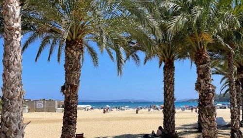 Studio climatisé avec une place de parking et classé 2 étoiles à la Faviére - Foto 2