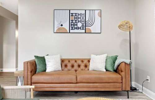 Chic Boho Retreat Near Downtown - Photo 9