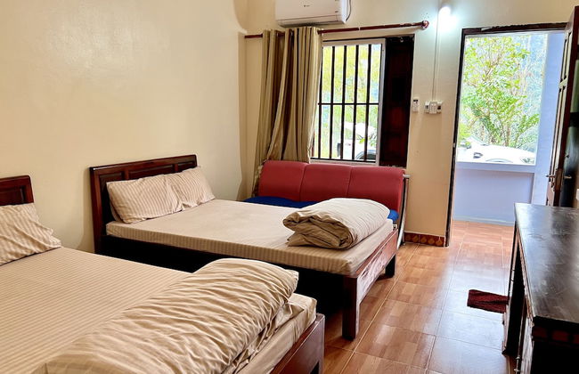 Thang Hen Lake - Tourist Village - Photo 2