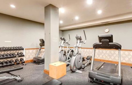 Stunning at Solitude, Steps from Chair Lift, East #103 - Foto 19