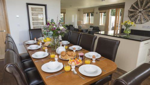 Court Lodge, Hillfield Village - Foto 3