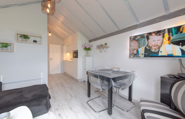 1 bedroom Apartment in De Haan with swimming pool and garden - Photo 2