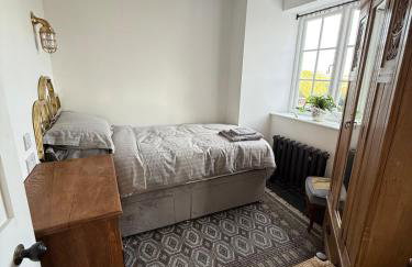 Luxury Cornish House next to Cliffs & Surf Beaches - Photo 30