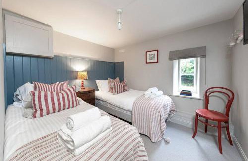 Farriers Cottage-Tranquil Haven, Central Location! - Photo 30