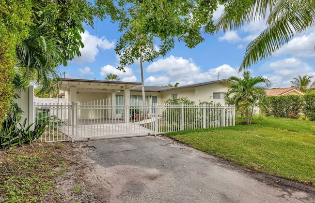 Waterfront Oasis w/ Enclosed Pool! - Foto 39