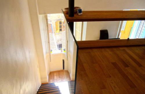 Le Noble in Scenic Villefranche Sur Mer - Photo 2