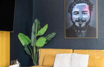 Stylish Home with Pool & Hot Tub near Downtown - Foto 11