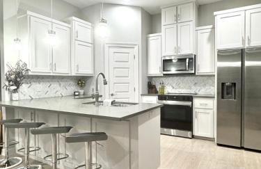 Home Away From Home - RGV - Foto 8