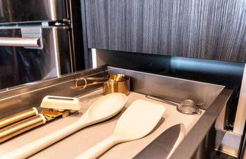 Midtown Condo Sky Deck with Fast WiFi & Free Parking - Foto 8