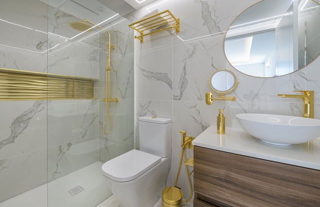 Grand Horizon Luxury Boutique Apartments - Photo 56